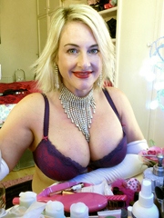 Big tits mom with a bunch of cosmetics